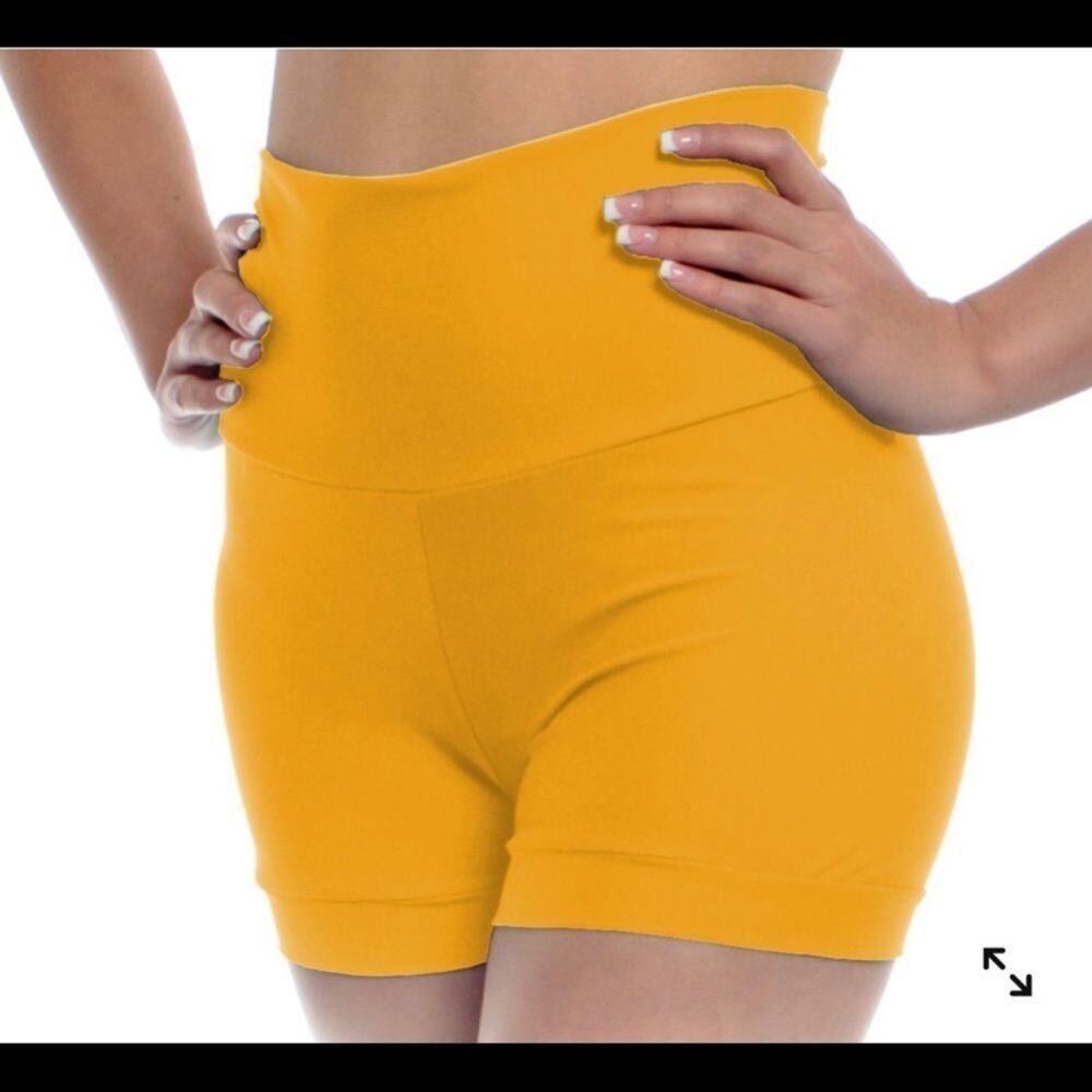 NWOT YOGALICIOUS‎ LUX HIGH WAIST SHORTS SIZE S